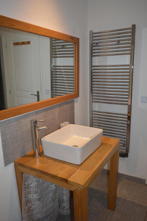L'Apartement Azille Buitenkant foto